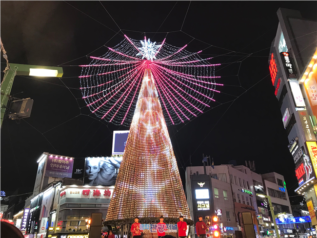 아시아 최고의 겨울 ‘빛 축제’가 되다.. 제9회 부산 크리스마스트리문화축제