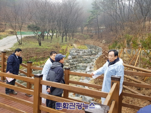 김준성 영광군수, 물무산 행복숲 조성사업 최종점검