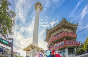 부산관광공사, 용두산공원에서 한복체험관 운영