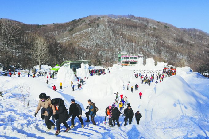 화제의축제 | 겨울의 기쁨, 태백산 눈축제