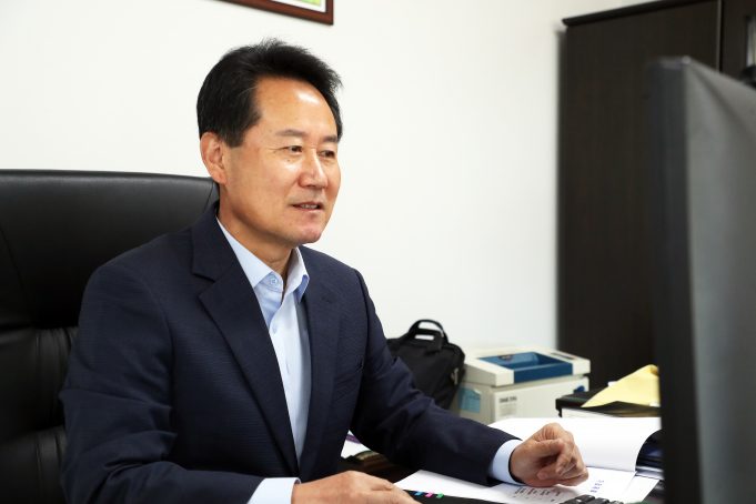 단체장에게 듣는다 l 허필홍 홍천군수