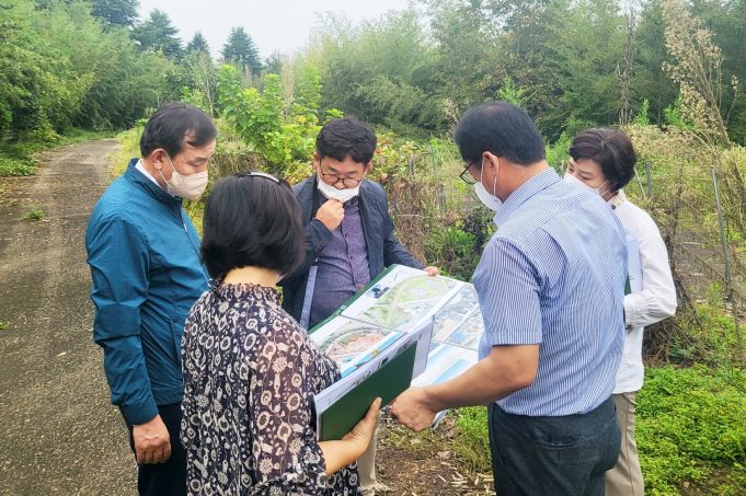 이병노 담양군수, 평화예술공원 조성사업 현장 점검 나서