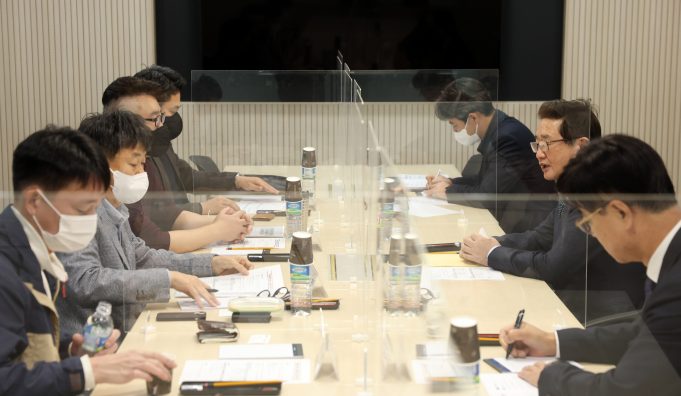 문체부 장관, 방송제작사, 제작인력 만나 현장 의견 청취