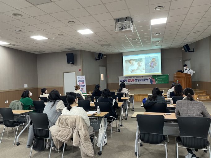 영천시, 맘임신부교육, 요가교실, 꽃꽂이 수업 등 프로그램 운영