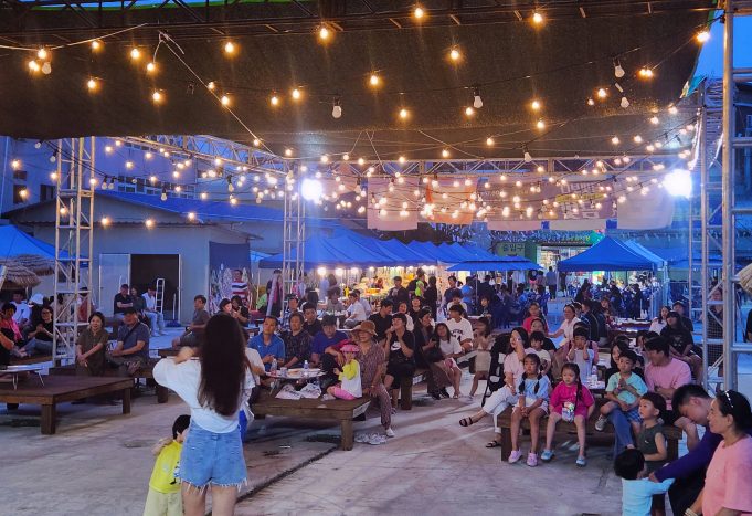 안동 구시장 토요 풍물시장 ‘대학생 몰리며 원도심 뜨겁게 달궈’