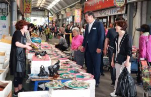 진병영 함양군수, 추석맞이 전통시장 방문 현장목소리 청취