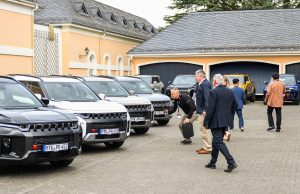 KGM, 독일서 무쏘 EV·토레스 HEV 글로벌 론칭