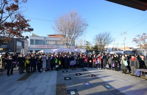 12월 전통시장 장보기 행사 성료…화지중앙시장에 활기