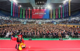 강원 도정보고회 강릉서 대미…1만 2천 명 운집 속 ‘현장 소통’ 마무리