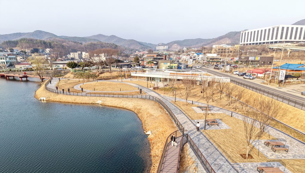 새로운 봄, 봄날의 새로운 곳