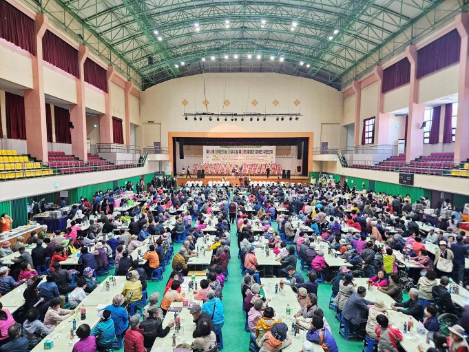 함양군 장애인의 날 기념식 개최…1,000여 명 참여 속 화합의 장
