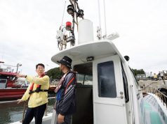 추석 앞둔 낚시어선 안전점검…황종우 장관 가덕도 천성항 찾아